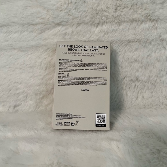 Anastasia Beverly Hills Laminated Look Brow Kit Medium Brown - Picture 14 of 15